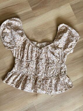 SIM & SAM Cottagecore Floral Smocked Crop Top | 100% Cotton |